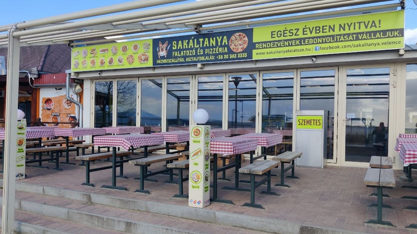 Sakáltanya Falatozó és Pizzéria